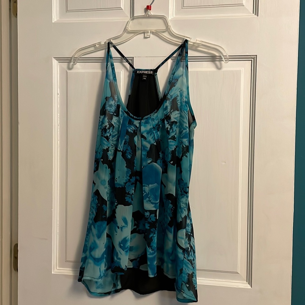 Express shear racer back top